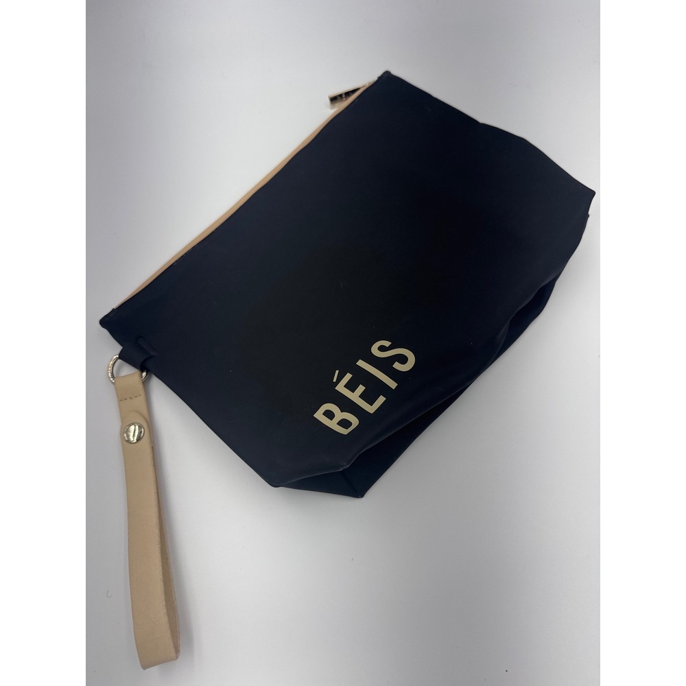 BÉIS Black Travel Diaper Wipes Pouch with Tan Wristlet Strap